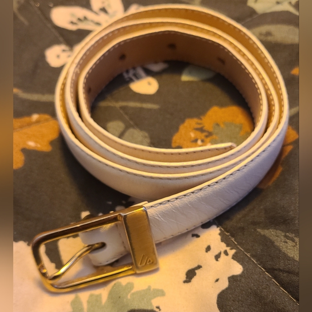 Vtg Liz Claiborne Leather Belt Solid Brass Buckle Ivory Women’s Size M